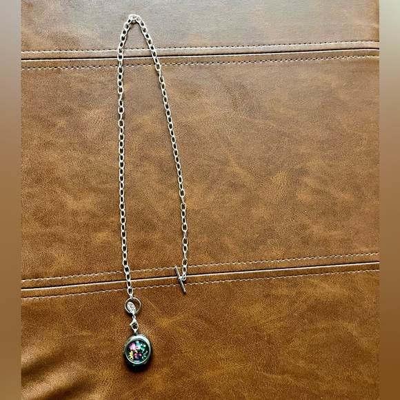 Origami Owl Pendant & Necklace - Picture 4 of 5